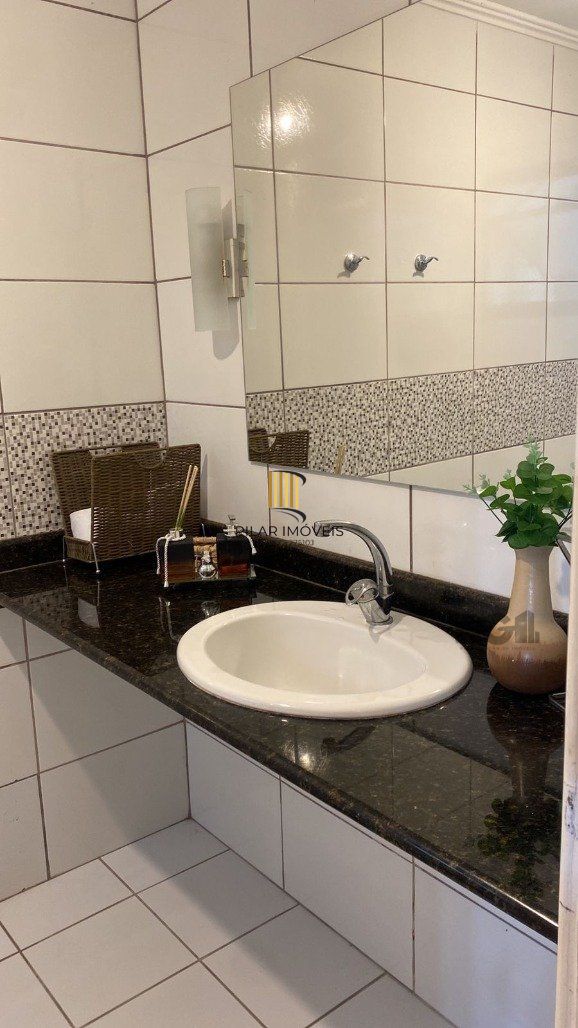 Casa 3 Dormitório(s) Bairro Cavalhada