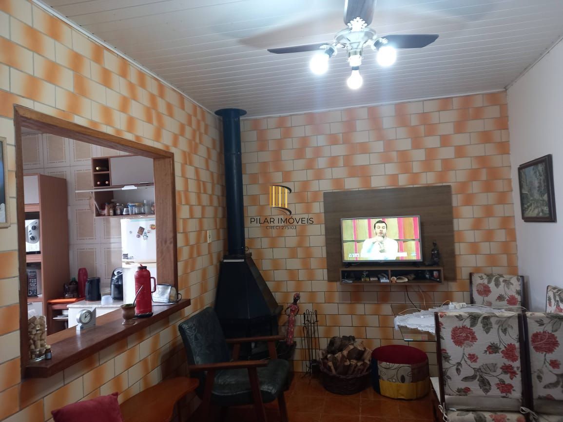 Casa 2 Dormitório(s) Bairro Ponta Grossa