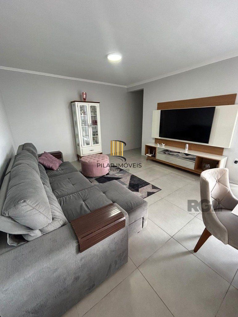 Casa 4 dormitórios no bairro Feitoria