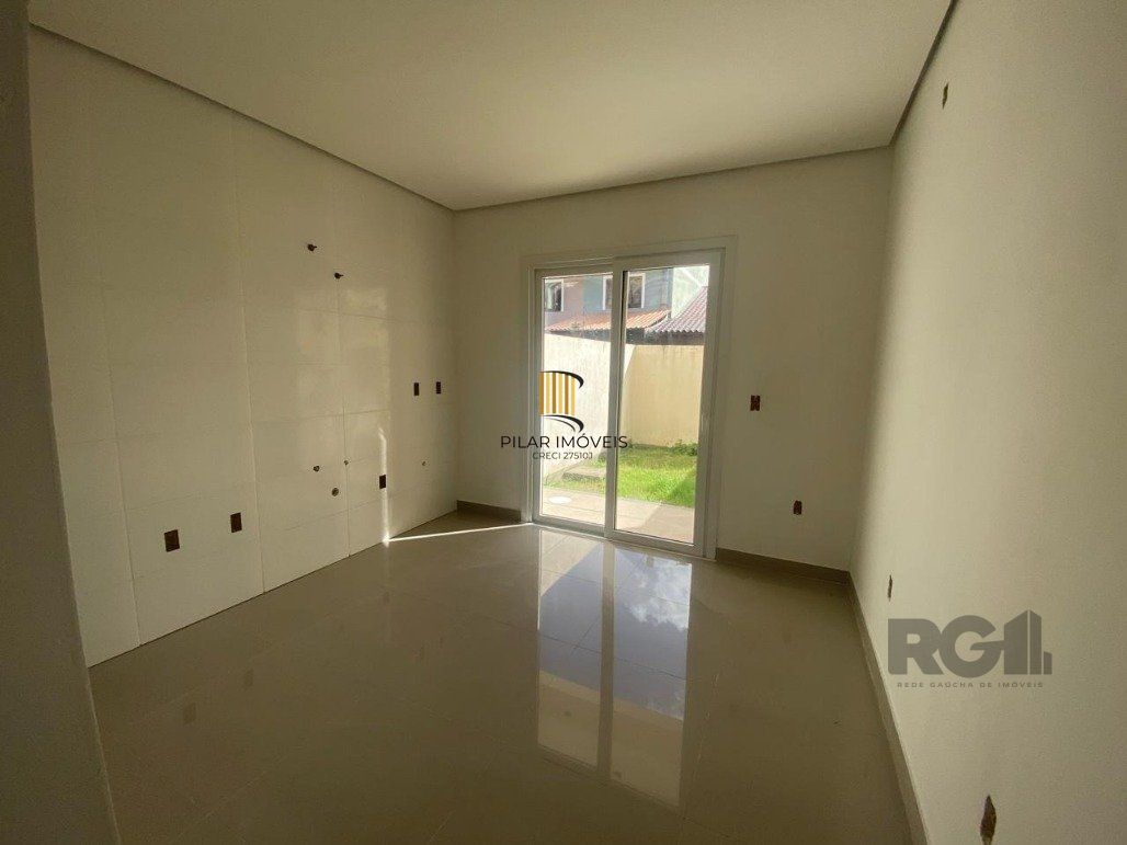 Sobrado para Venda - 80m², 2 dormitórios, sendo 2 suites, 1 vaga - Hípica