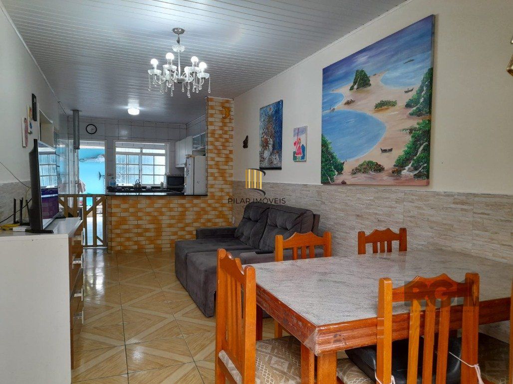 Casa 2 dormitórios no bairro Vila Nova
