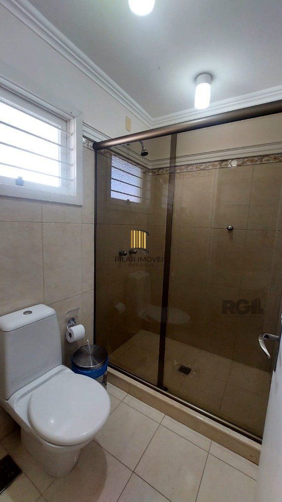 Casa 4 dormitórios no bairro Espírito Santo