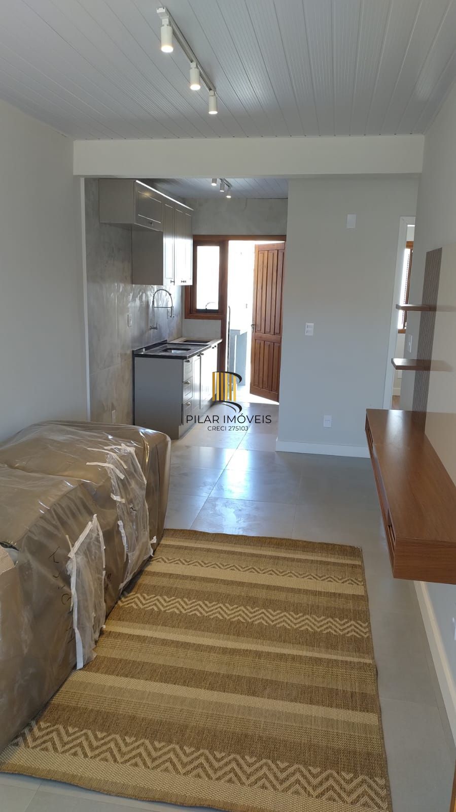 Casa 3 dormitórios no bairro Hípica