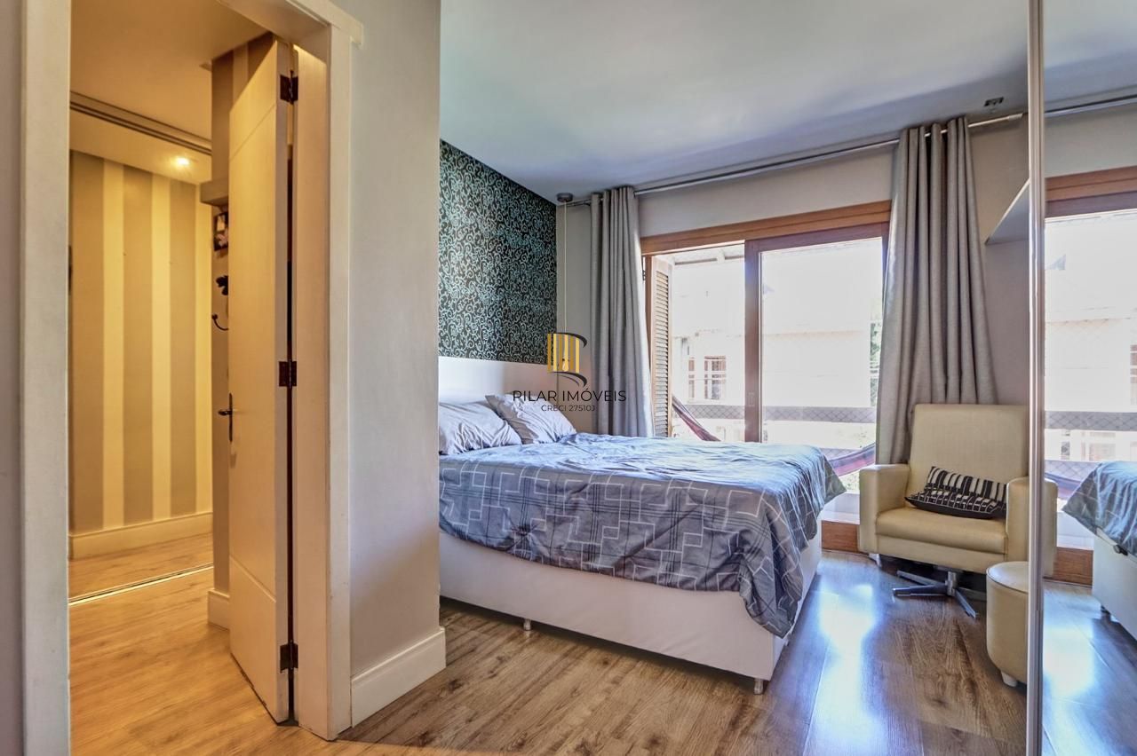 Casa de Condomínio 3 dormitórios no bairro Vila Nova