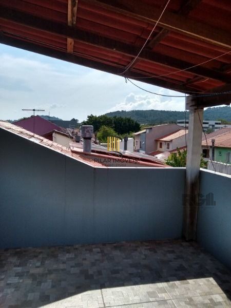 Casa 4 Dormitório(s) Bairro Hípica