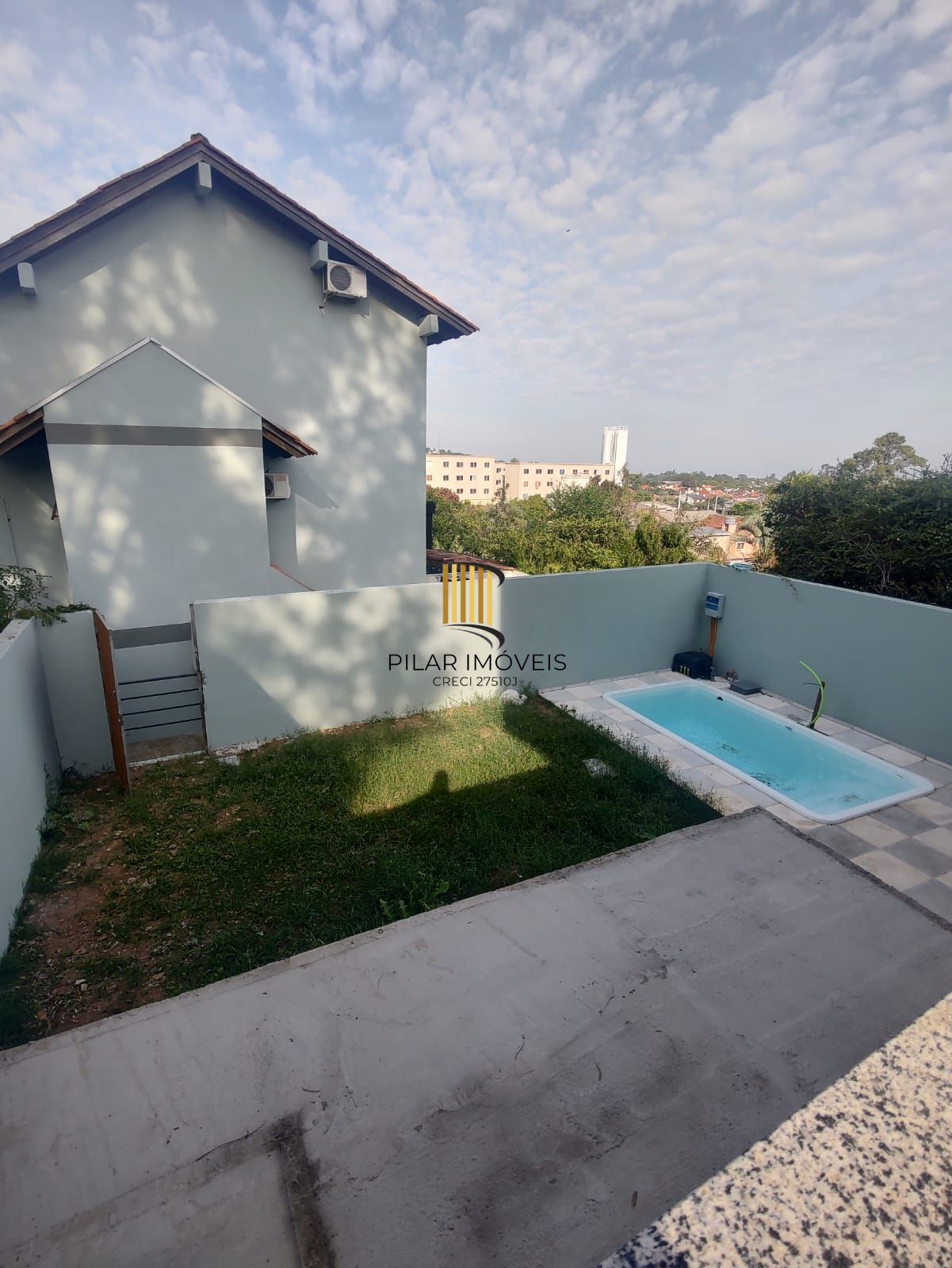 Casa em Condomínio Fechado Diferenciada na ZS