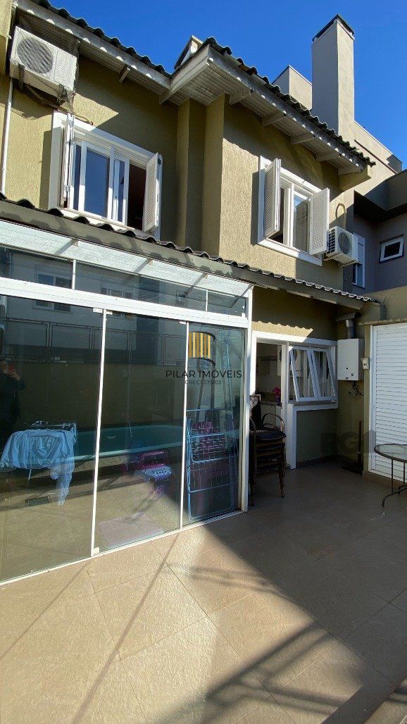 Casa 3 Dormitório(s) Bairro Hípica