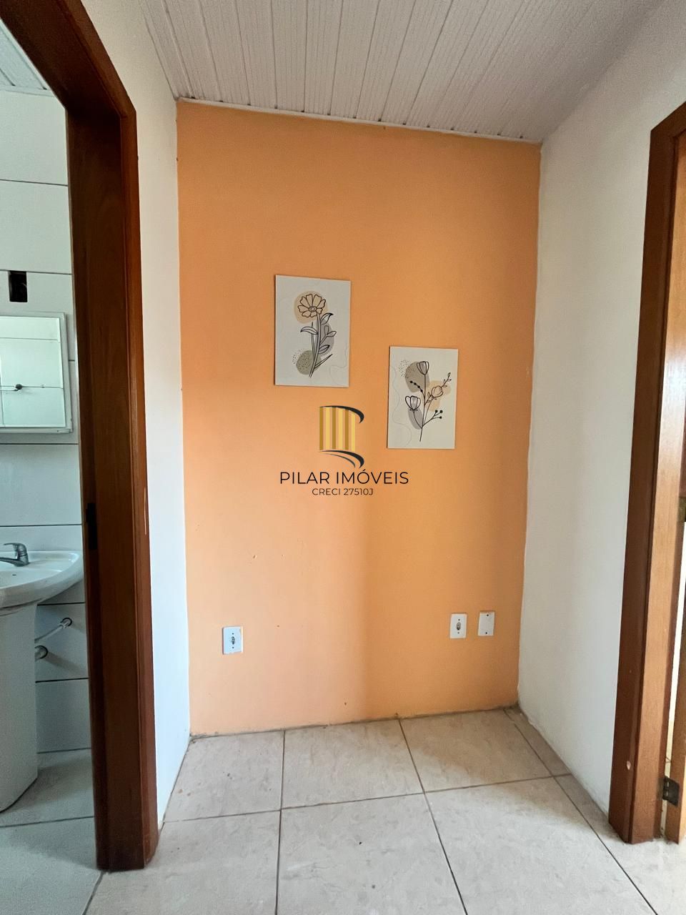 Casa de Condomínio 2 dormitórios no bairro Restinga