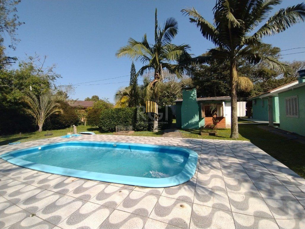 Sítio para Venda - 245m², 4 dormitórios, 10 vagas - Lami