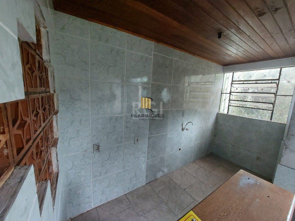 Casa para Venda - 60m², 2 dormitórios, 1 vaga - Aberta dos Morros
