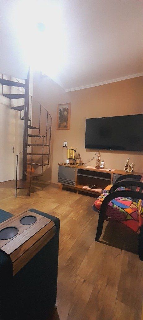 Sobrado 3 Dormitório(s) Bairro Aberta dos Morros