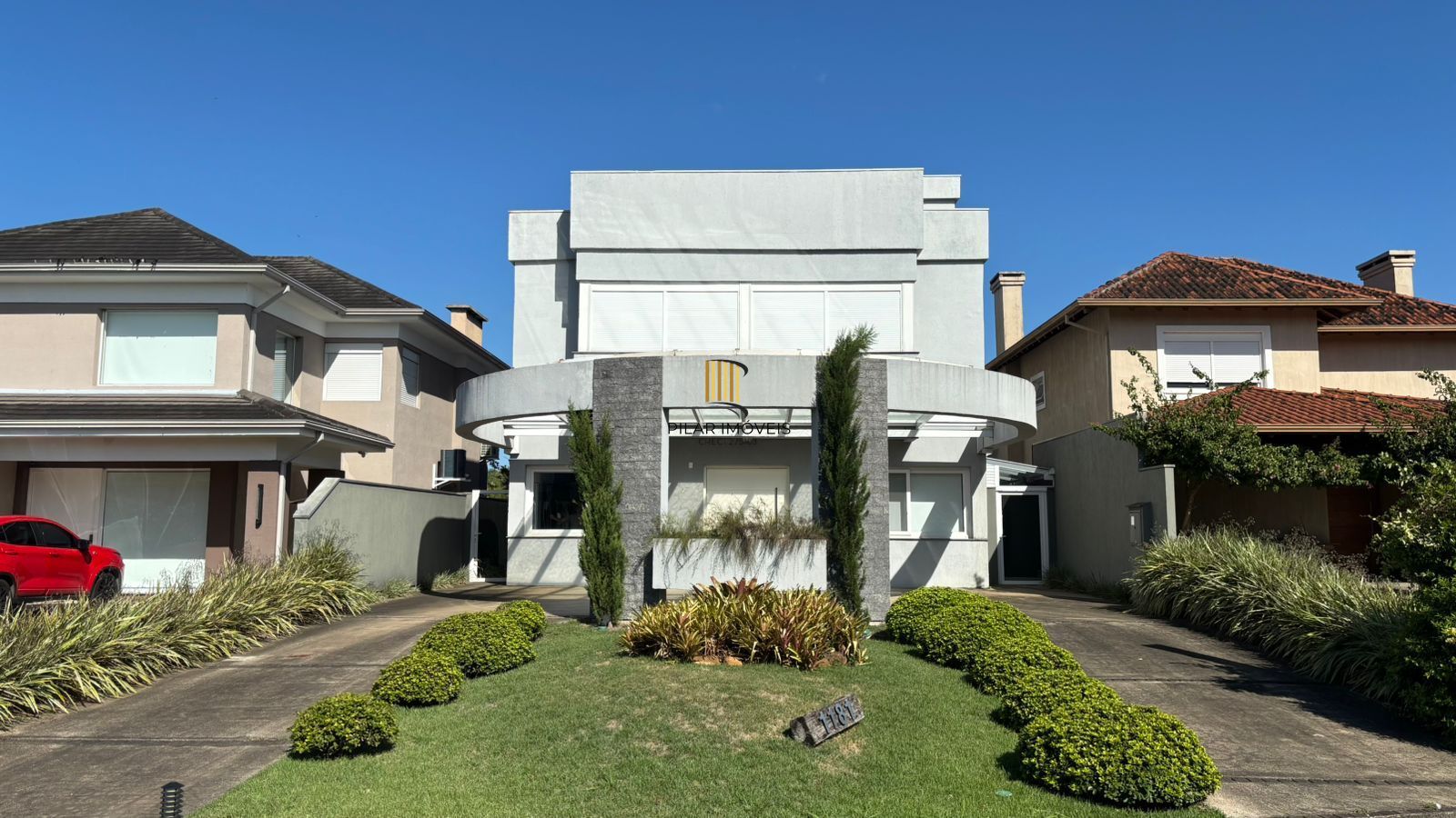 Casa 5 dormitórios no bairro Belém Novo - Pilar Imóveis