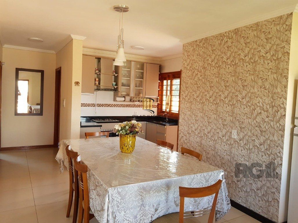 Casa 3 Dormitório(s) Bairro Centro