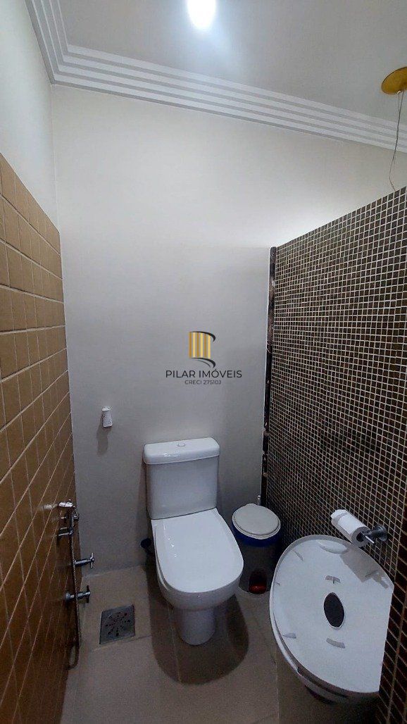 Casa 4 dormitórios no bairro Espírito Santo