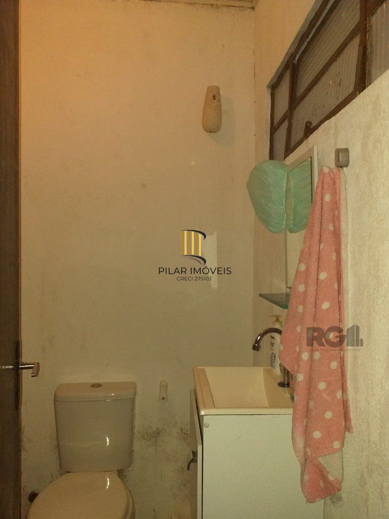 Casa 2 Dormitório(s) Bairro Hípica