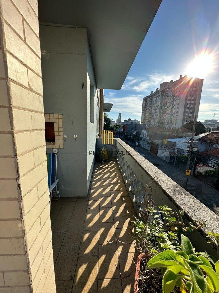 Apartamento 2 dormitórios no bairro Azenha - Pilar Imóveis
