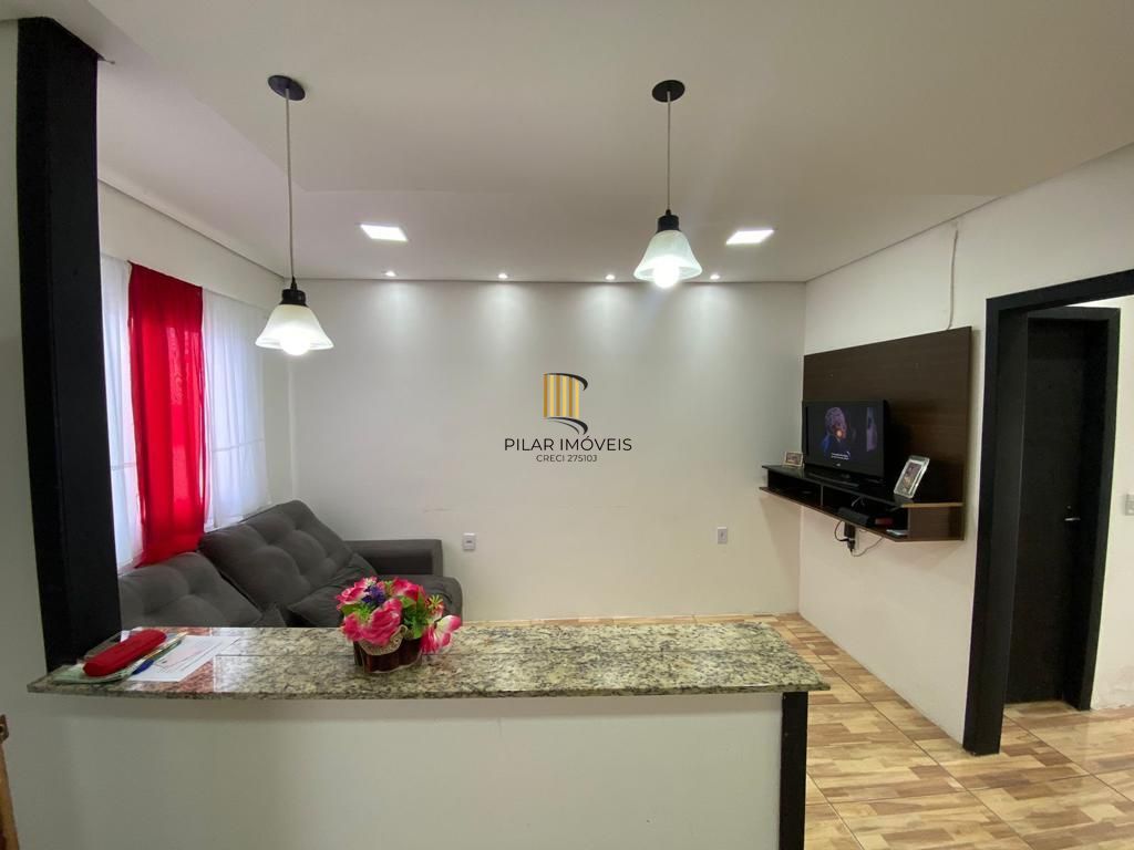 Casa 3 dormitórios no bairro Hípica