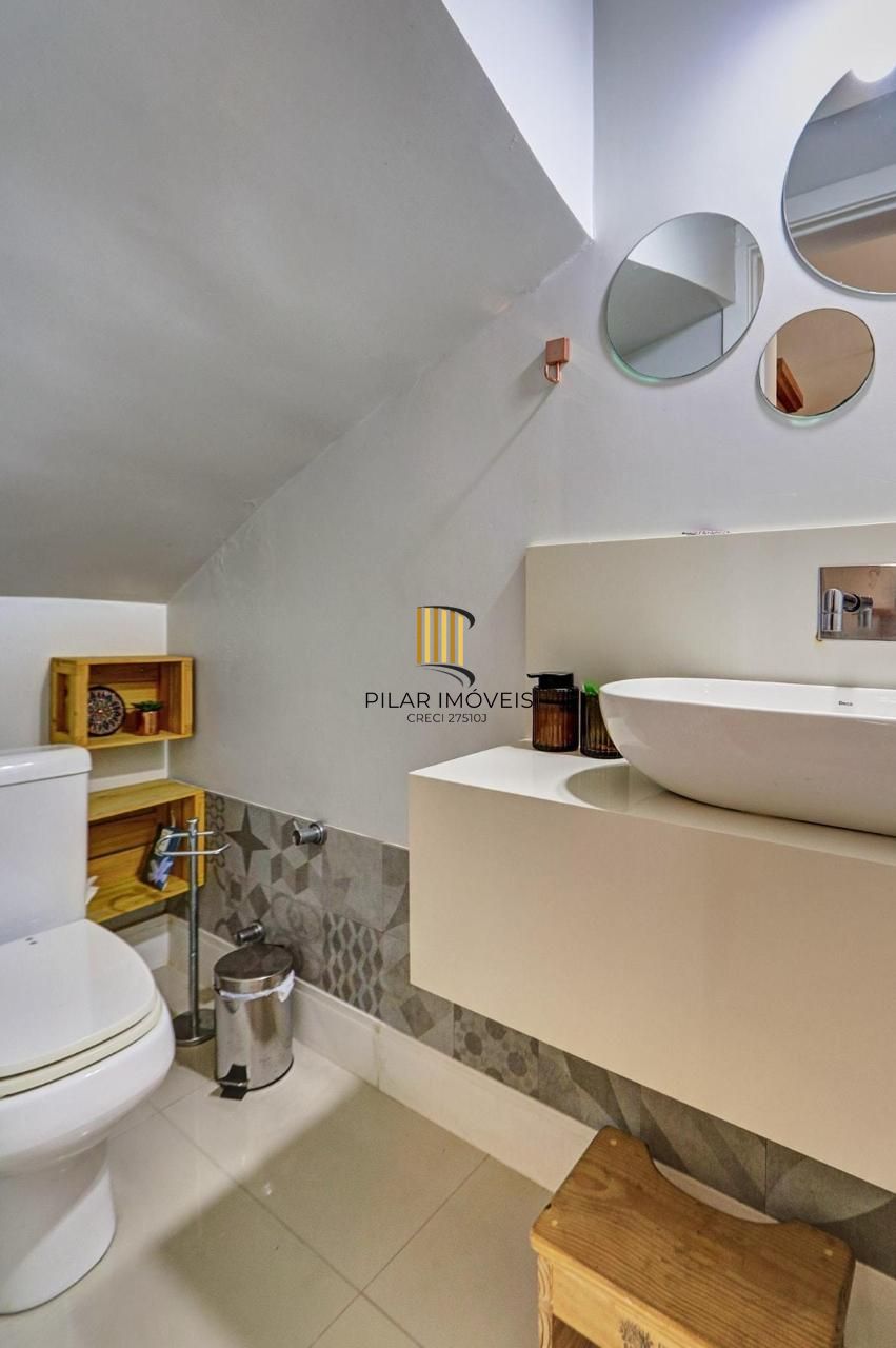 Casa de Condomínio 3 dormitórios no bairro Vila Nova