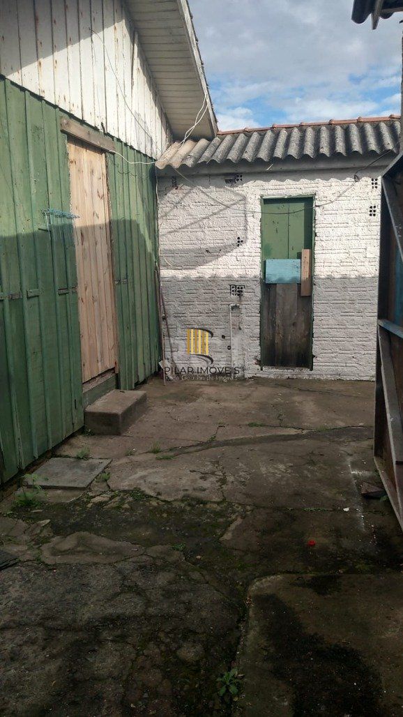Casa para Venda - 150m², 2 dormitórios, Balneario Magisterio