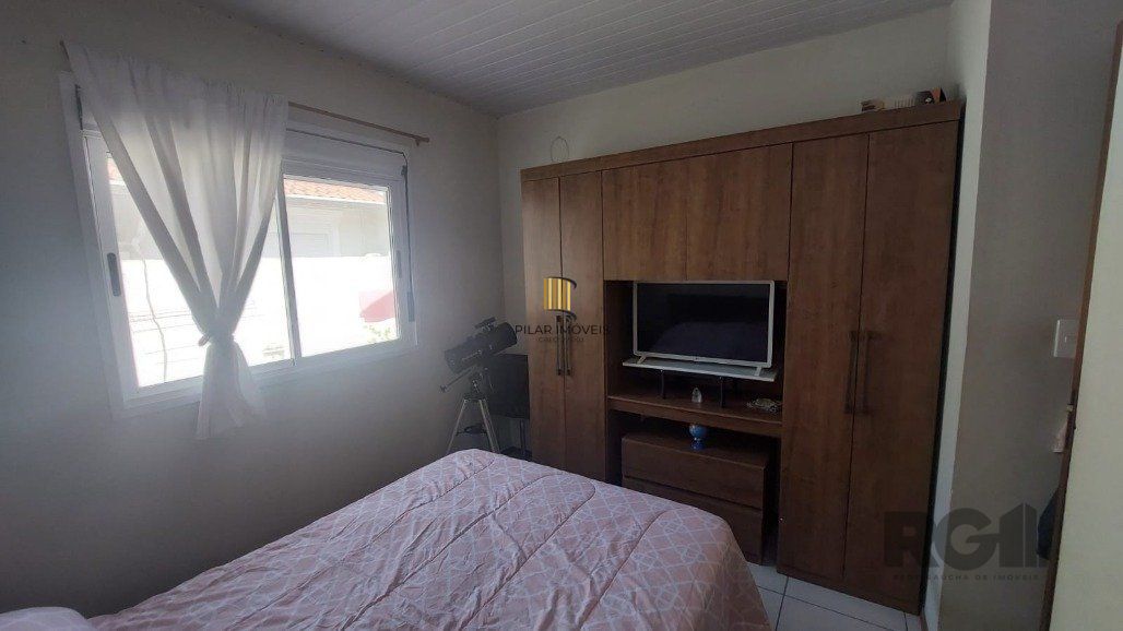 Casa Condominio 2 Dormitório(s) Bairro Hípica