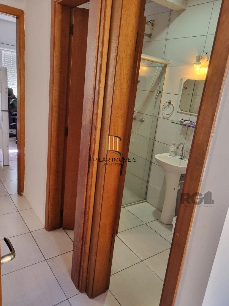 Casa Condominio 2 Dormitório(s) Bairro Hípica