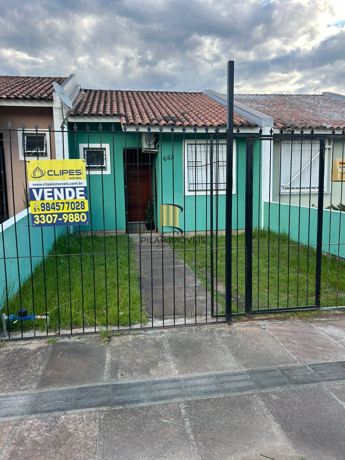 Casa 2 dormitórios no bairro Restinga