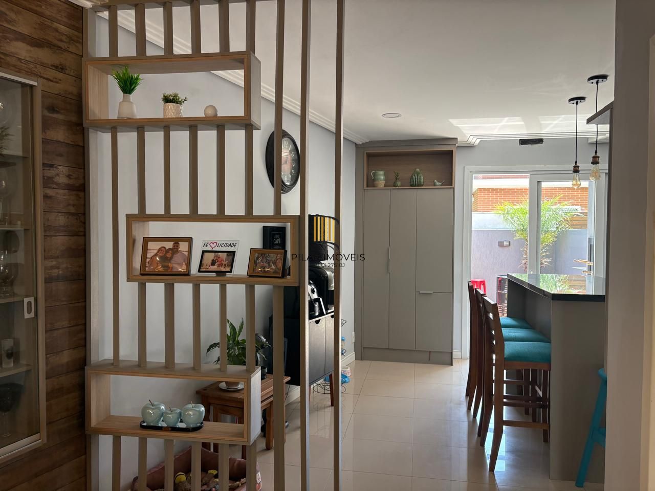 Casa 3 dormitórios no bairro Hípica