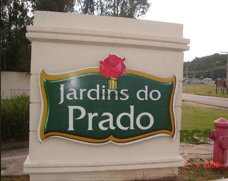 Casa 2 dormitórios no bairro Hípica