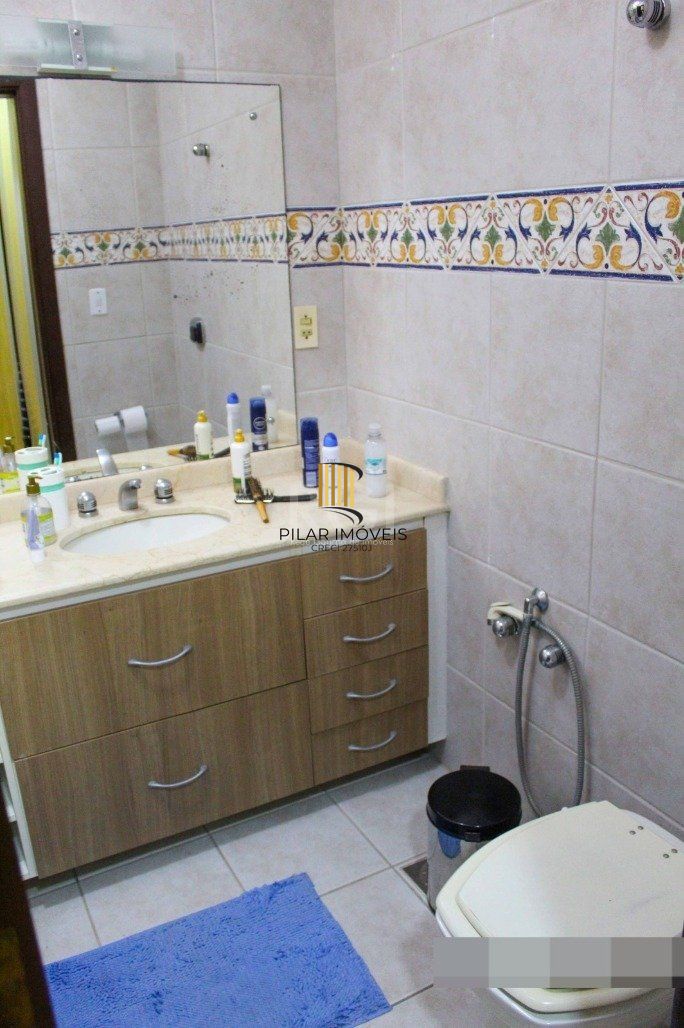 Sobrado para Venda - 266m², 3 dormitórios, sendo 1 suites, 2 vagas - Ipanema