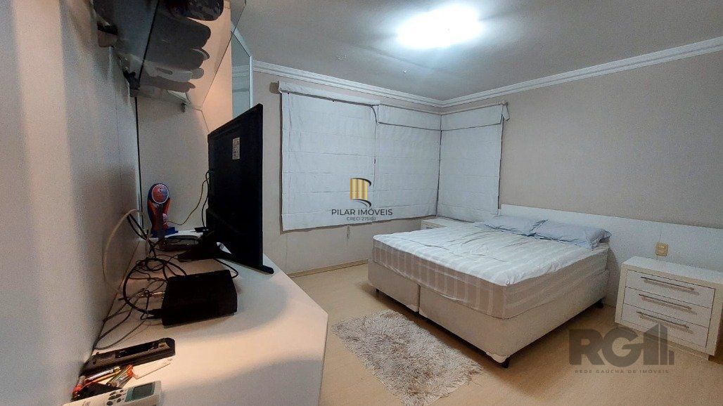 Casa 4 dormitórios no bairro Espírito Santo