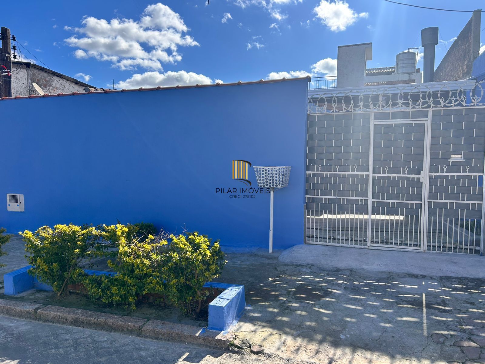 Casa 2 dormitórios no bairro Restinga