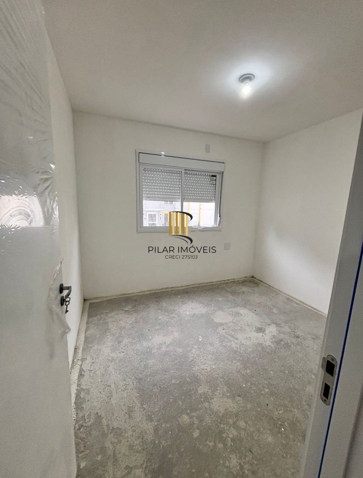 Apartamento 2 dormitórios no bairro Lomba do Pinheiro