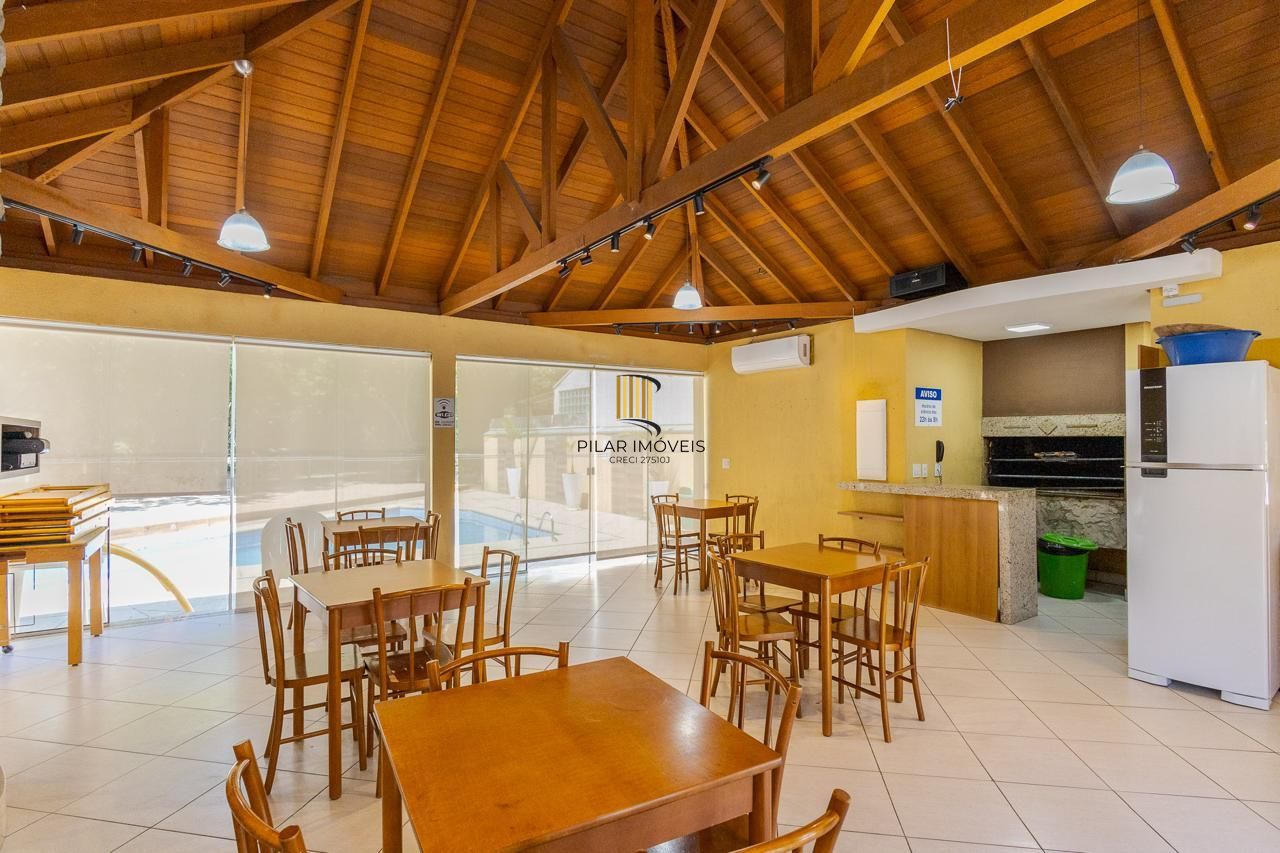 Casa de Condomínio 3 dormitórios no bairro Vila Nova