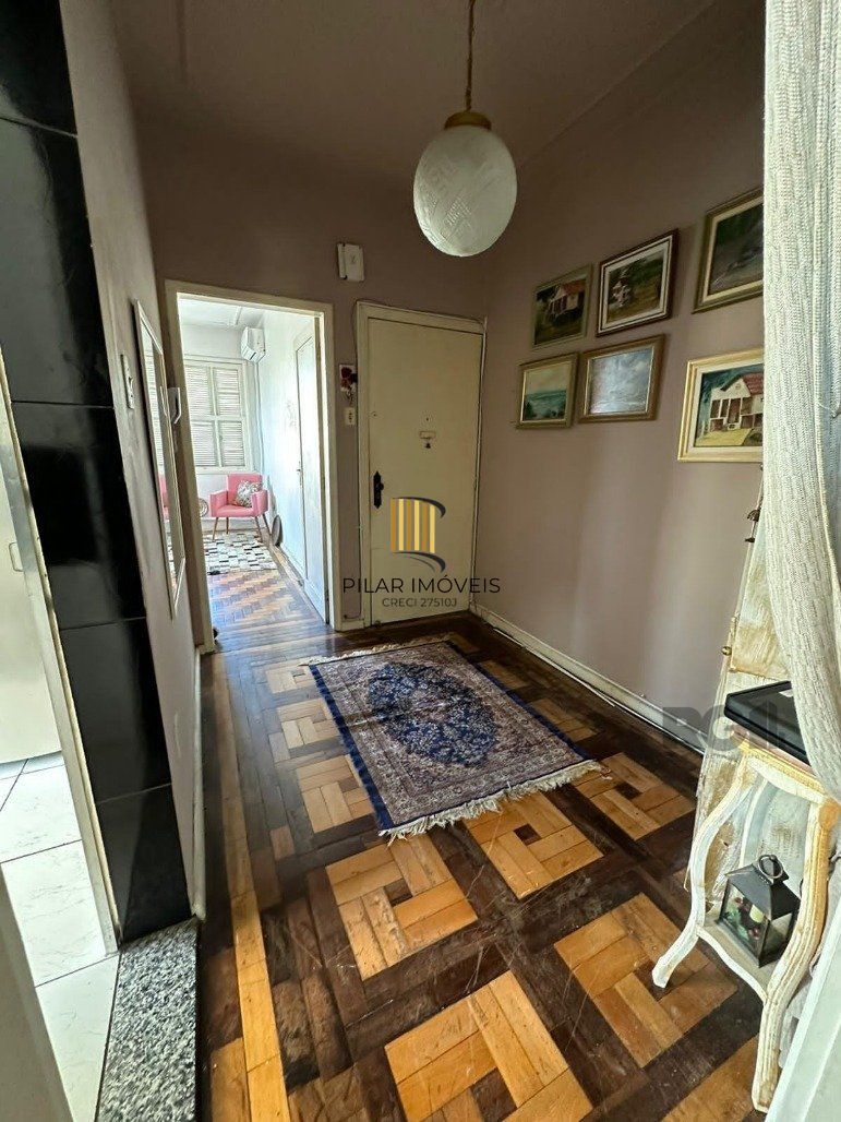 Apartamento 2 dormitórios no bairro Azenha