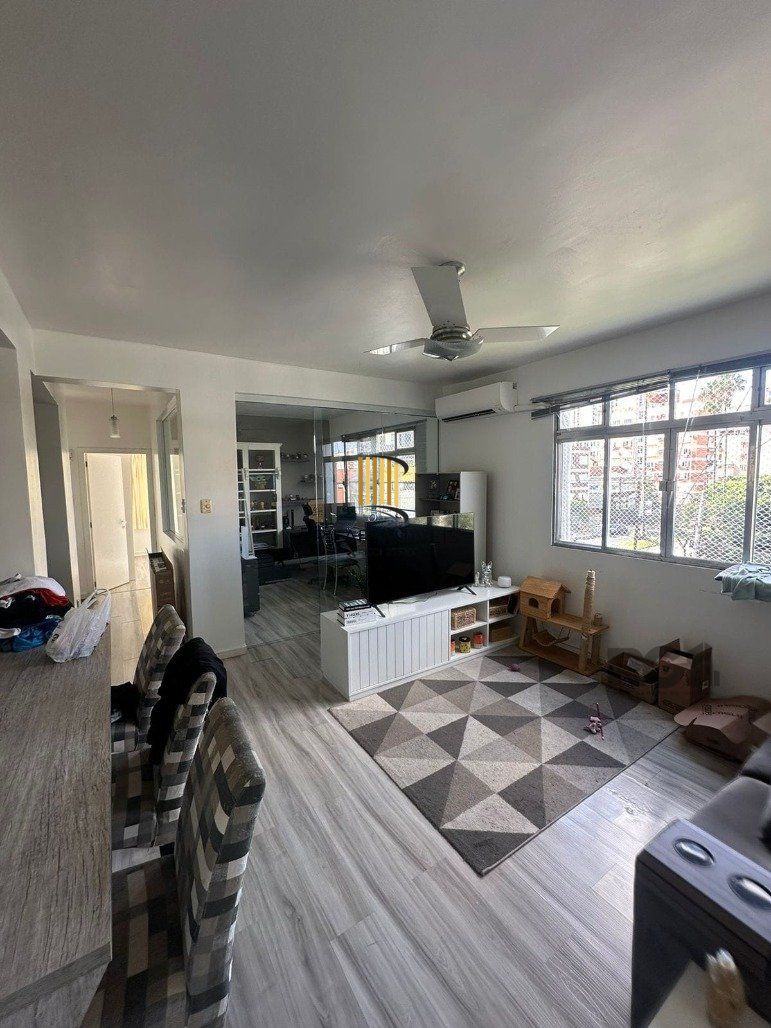 Apartamento 2 Dormitório(s) Bairro Menino Deus