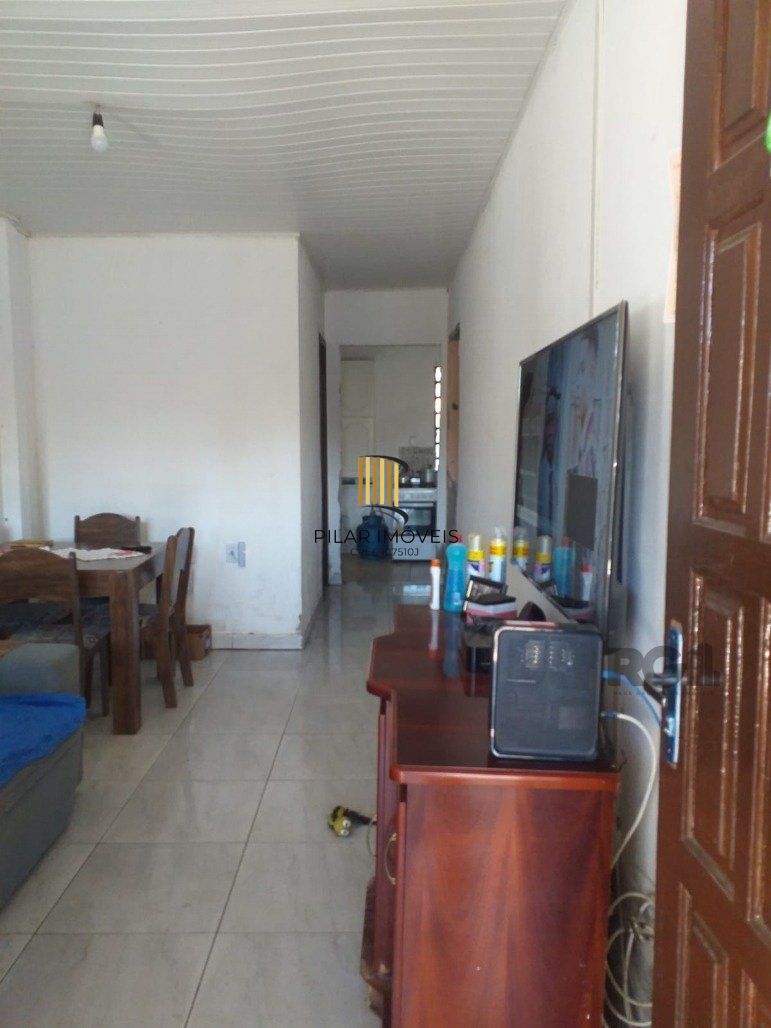 Casa 2 Dormitório(s) Bairro Hípica