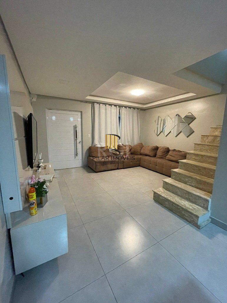 Duplex 3 Dormitório(s) Bairro Restinga