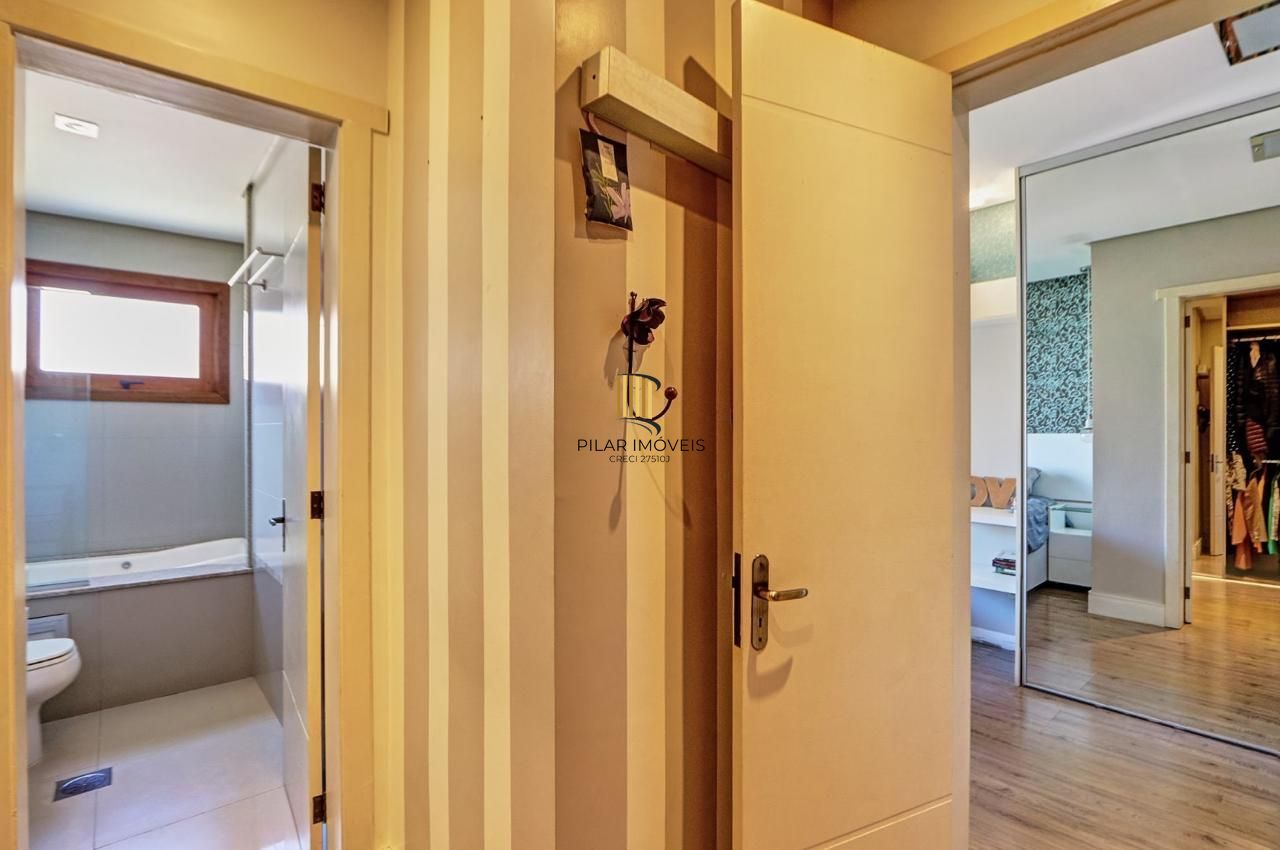 Casa de Condomínio 3 dormitórios no bairro Vila Nova