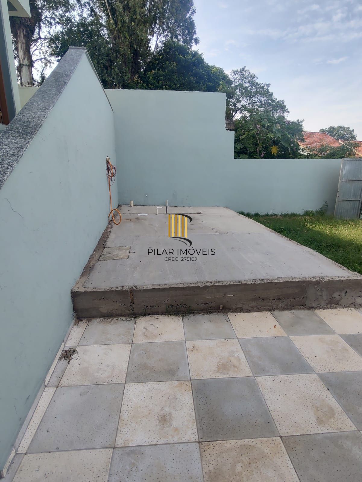 Casa em Condomínio Fechado Diferenciada na ZS