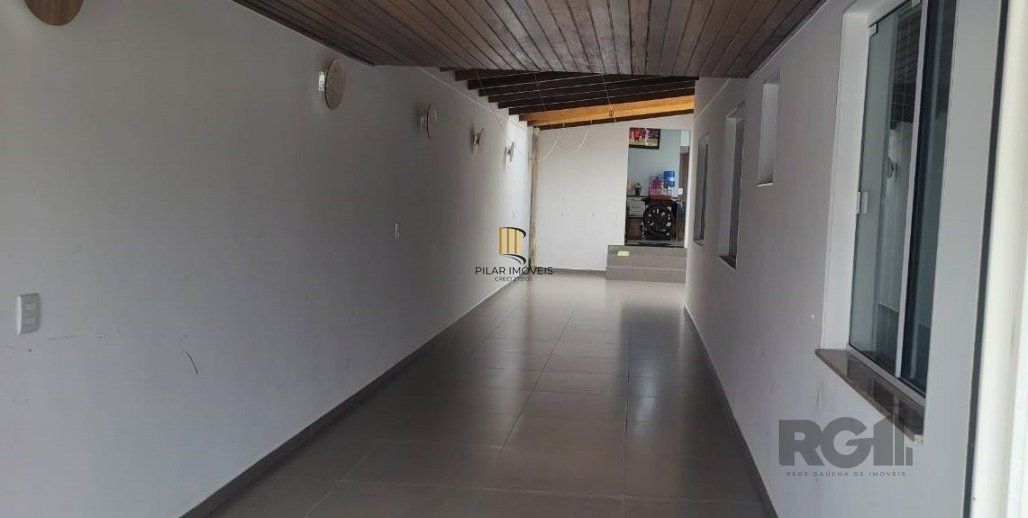 Sobrado 4 dormitórios no bairro Nossa Senhora das Graças