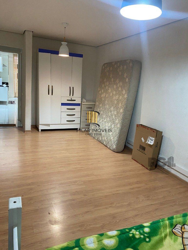 Casa 3 Dormitório(s) Bairro Cavalhada