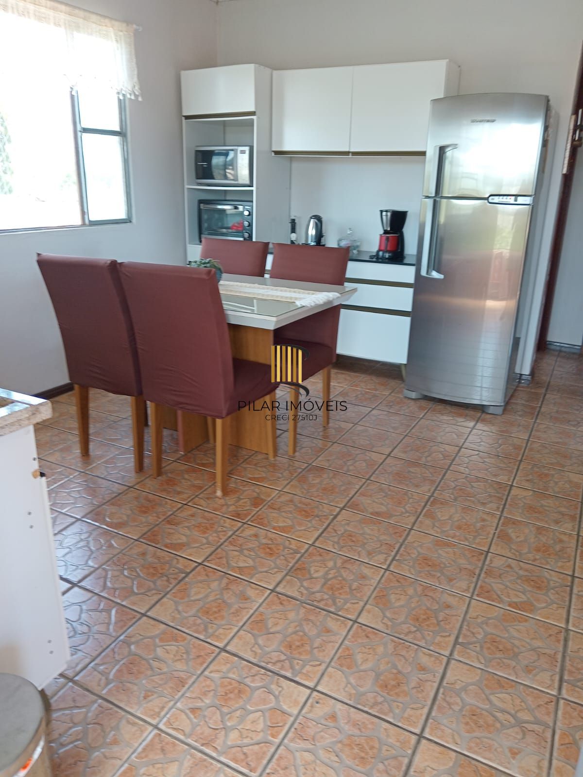 Casa 4 dormitórios no bairro Restinga