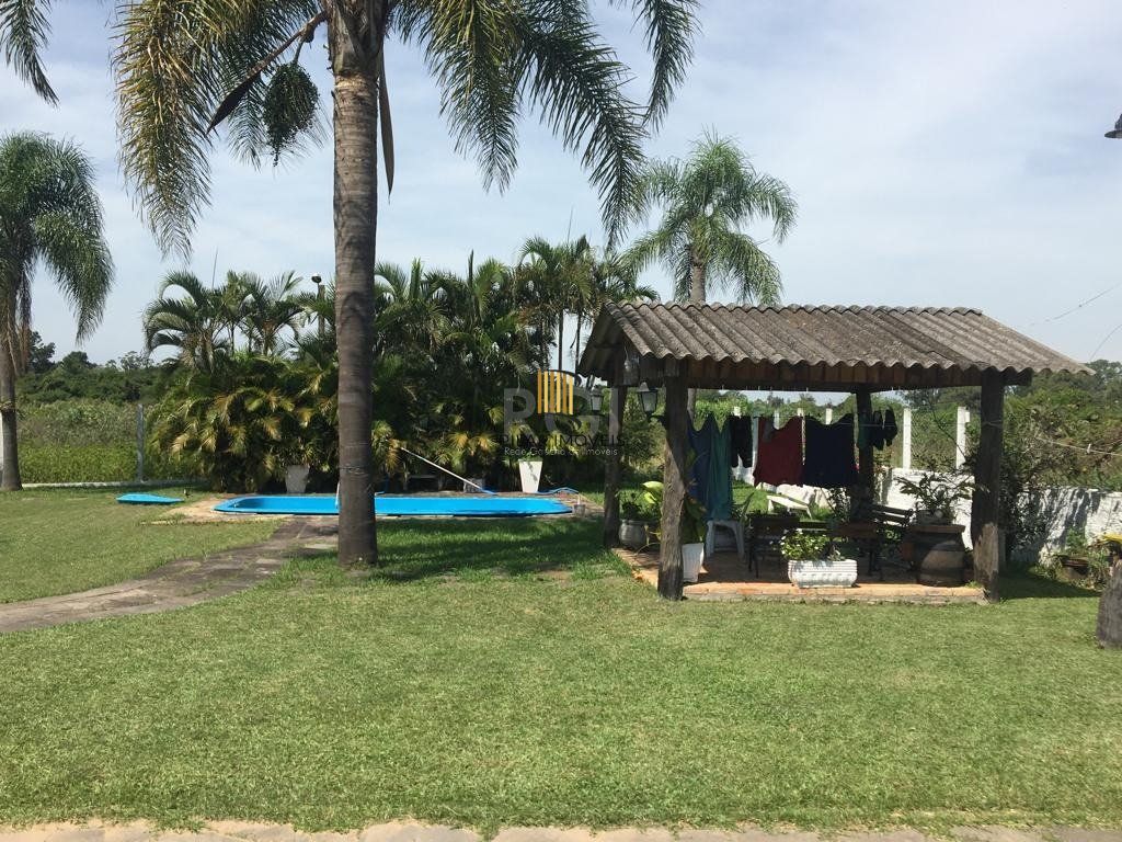 Casa 3 Dormitório(s) Bairro Hípica