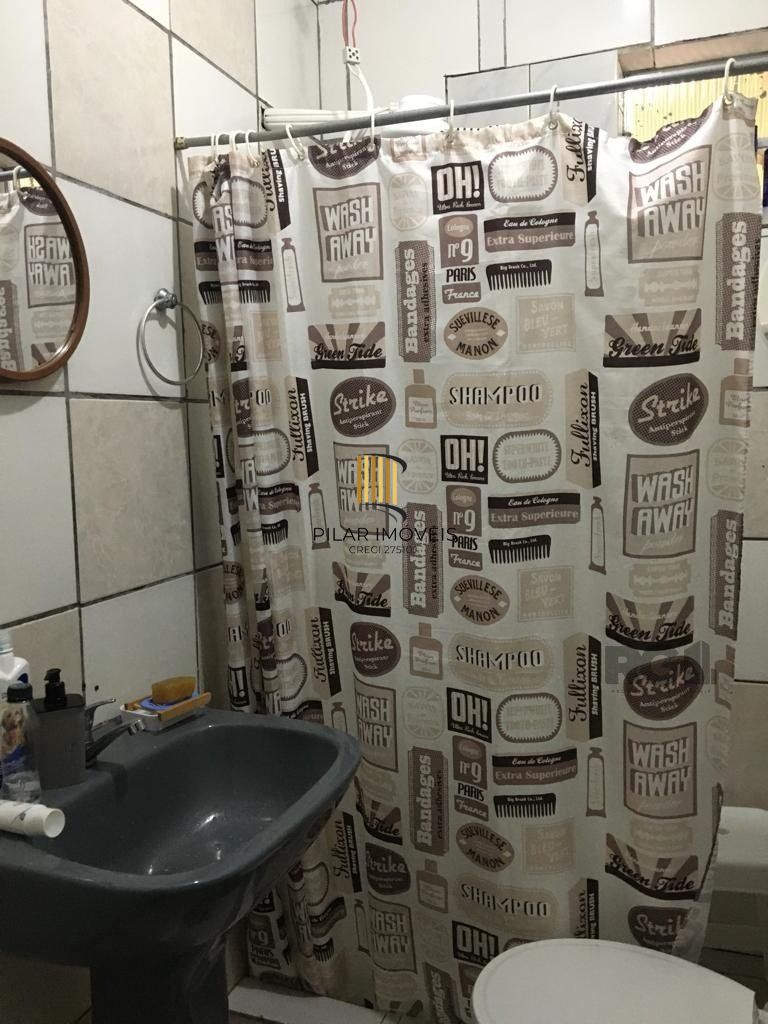 Casa 2 Dormitório(s) Bairro Vila Nova