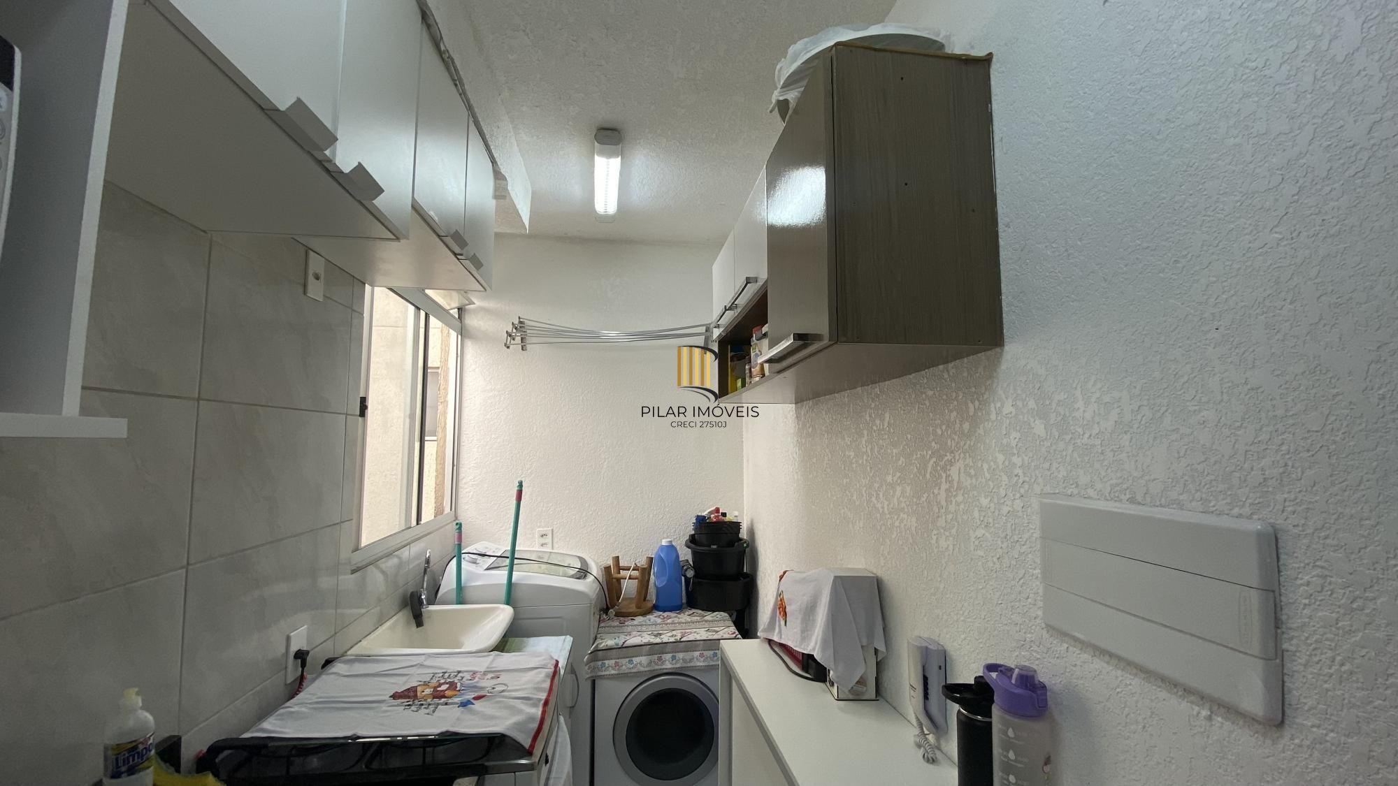 Apartamento 2 dormitórios no bairro Cavalhada