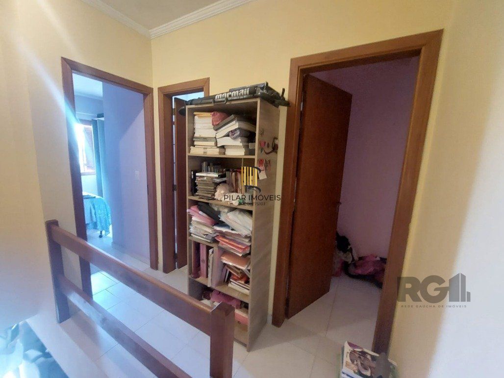 Casa 2 dormitórios no bairro Hípica