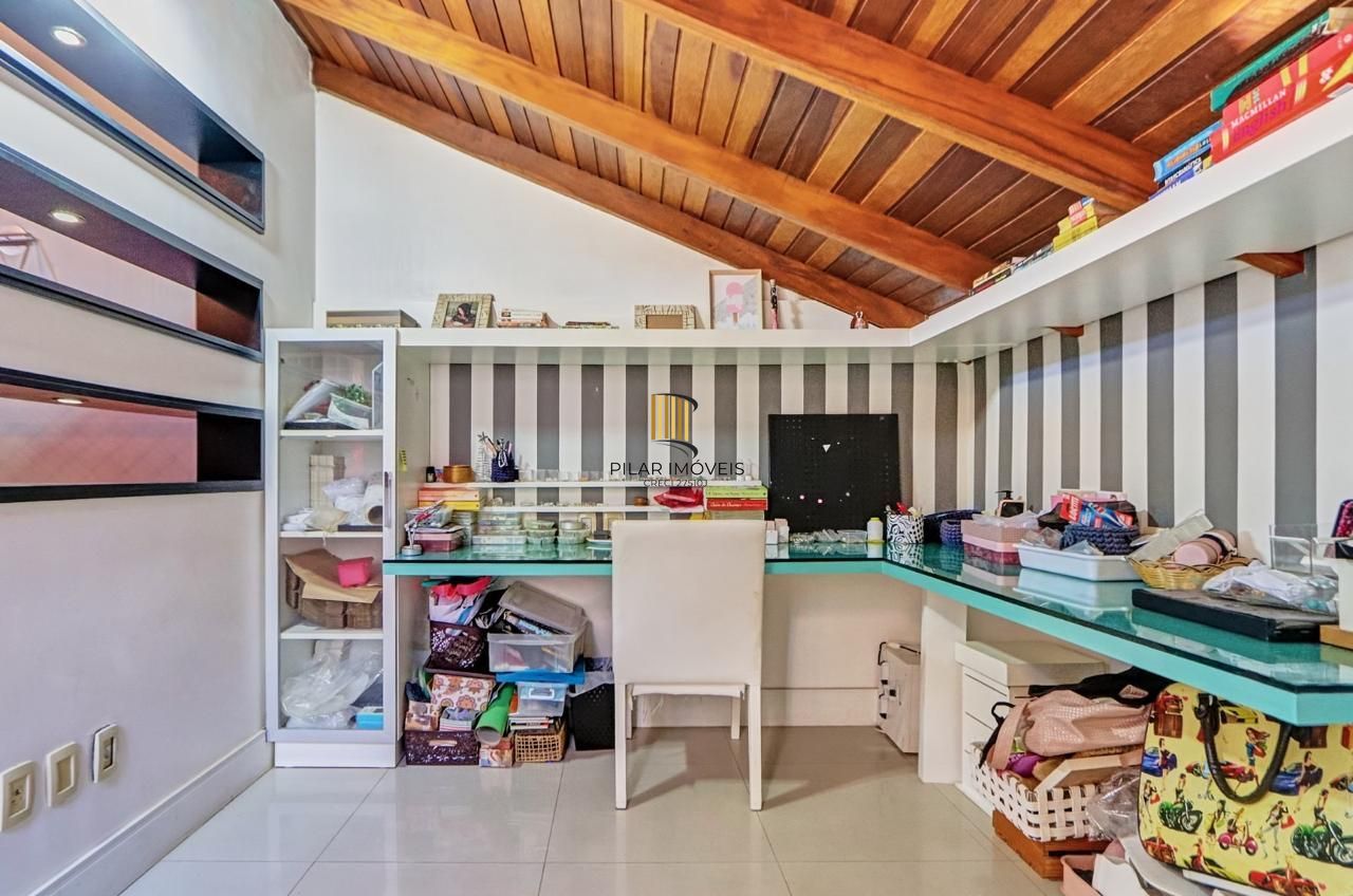 Casa de Condomínio 3 dormitórios no bairro Vila Nova