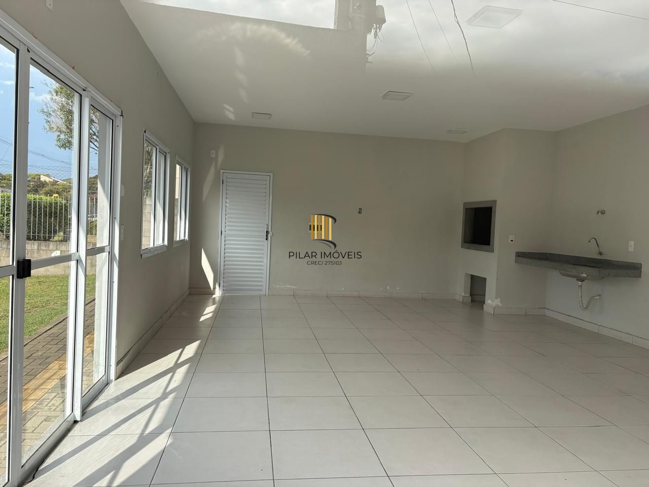 Apartamento 2 dormitórios no bairro Restinga