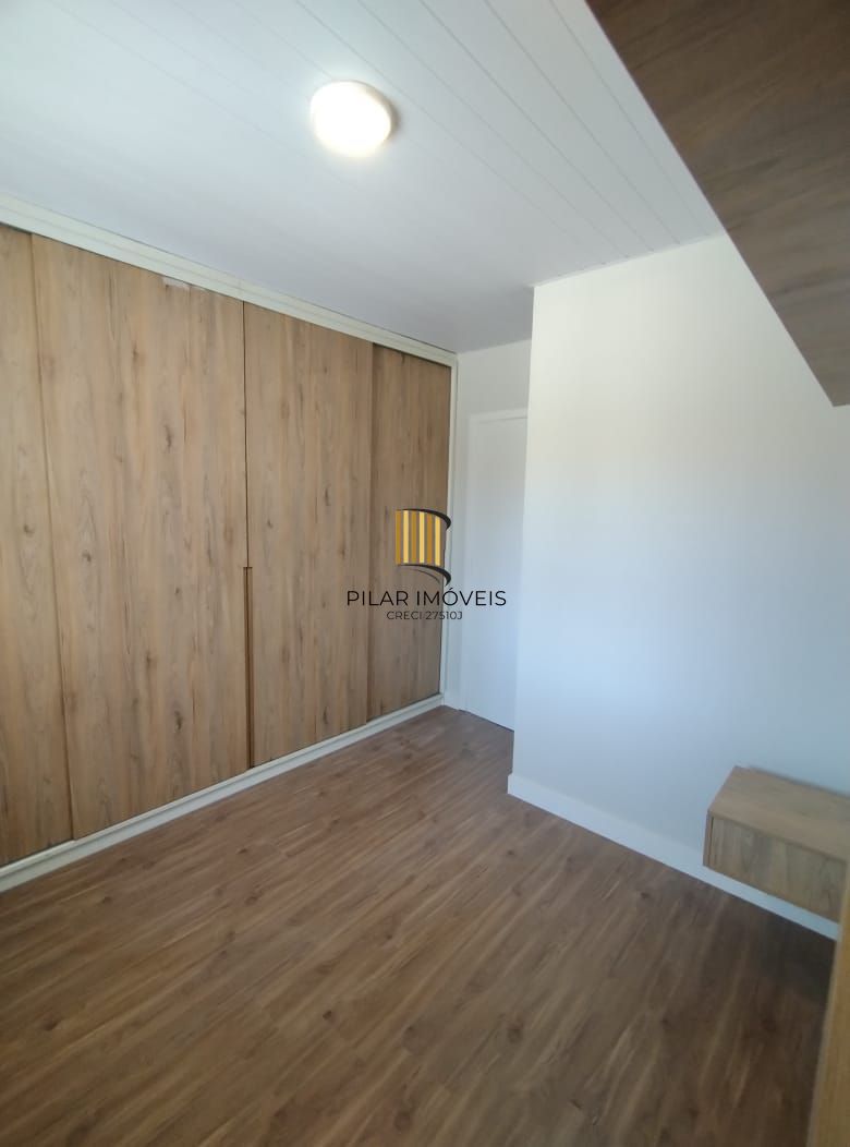 Casa 3 dormitórios no bairro Hípica