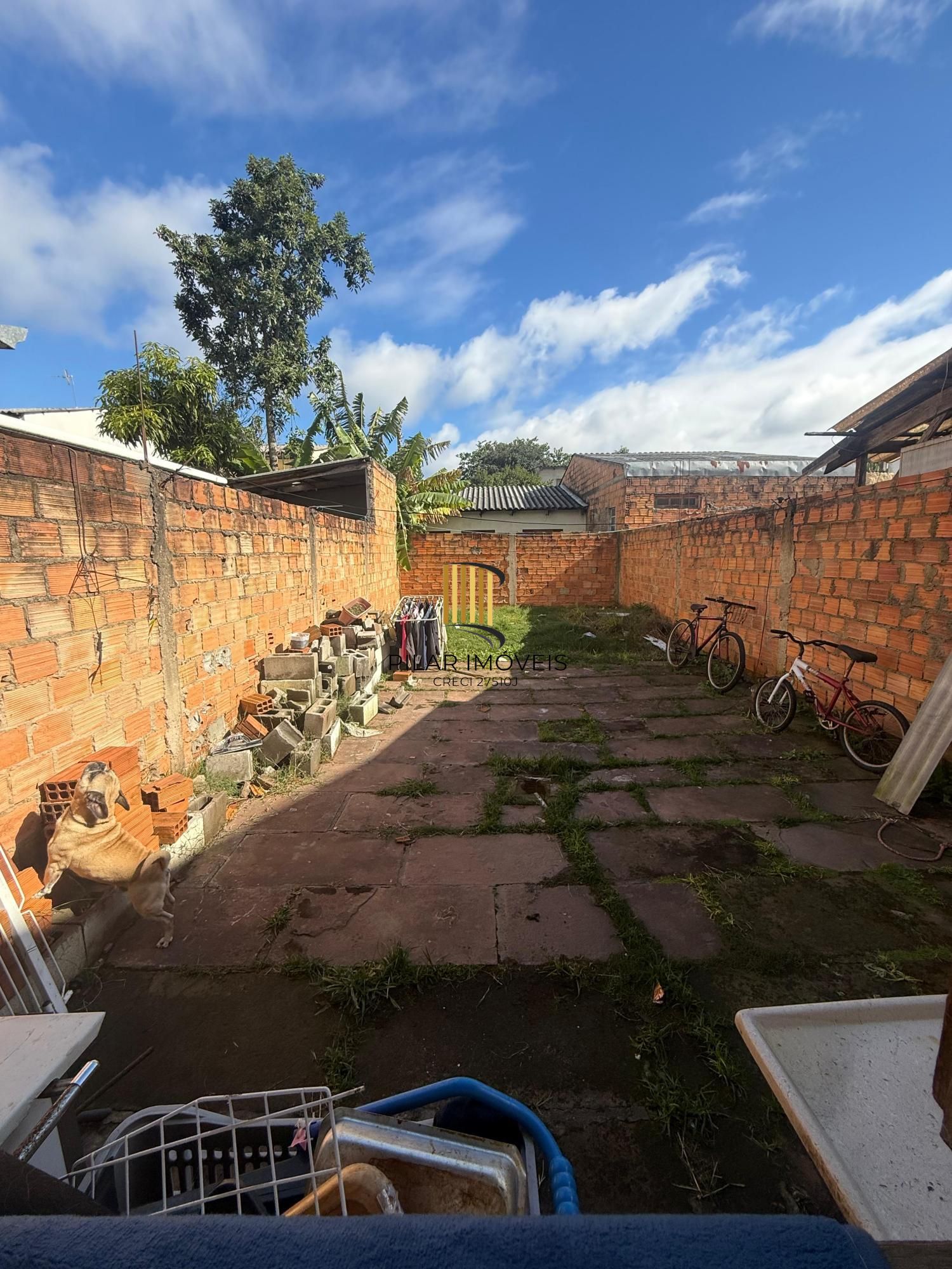 Casa 2 dormitórios no bairro Hípica